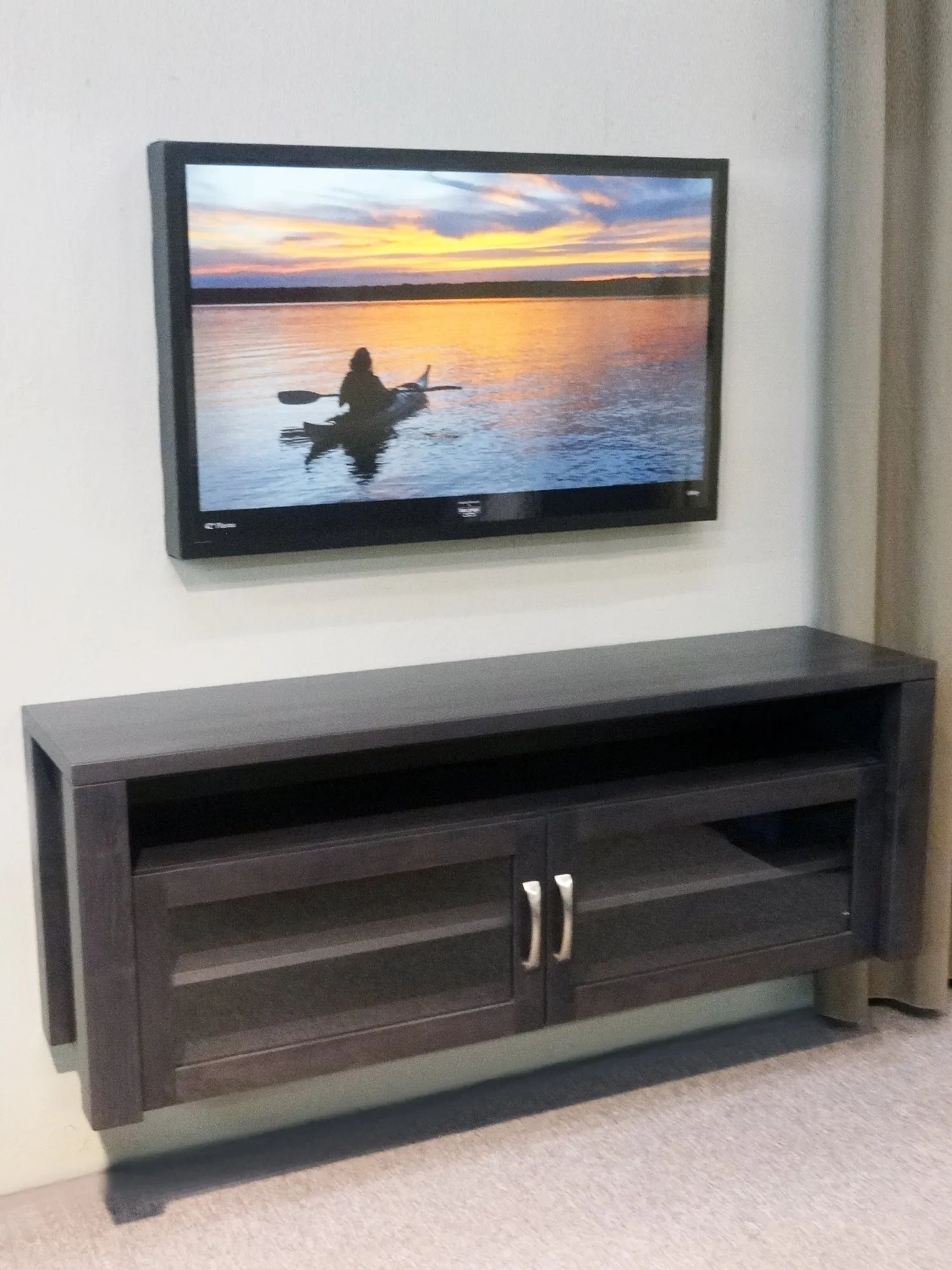 Boxwood Floating Entertainment Unit