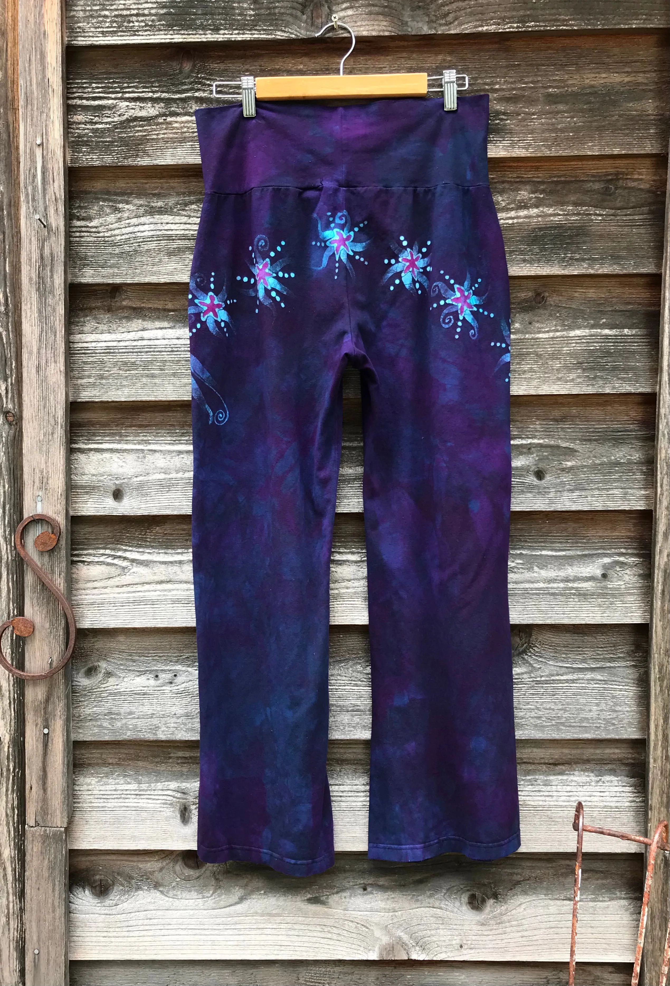 Check Measurements - Midnight Purple and Turquoise Stretchy Lounge Pants Size Large Shorty