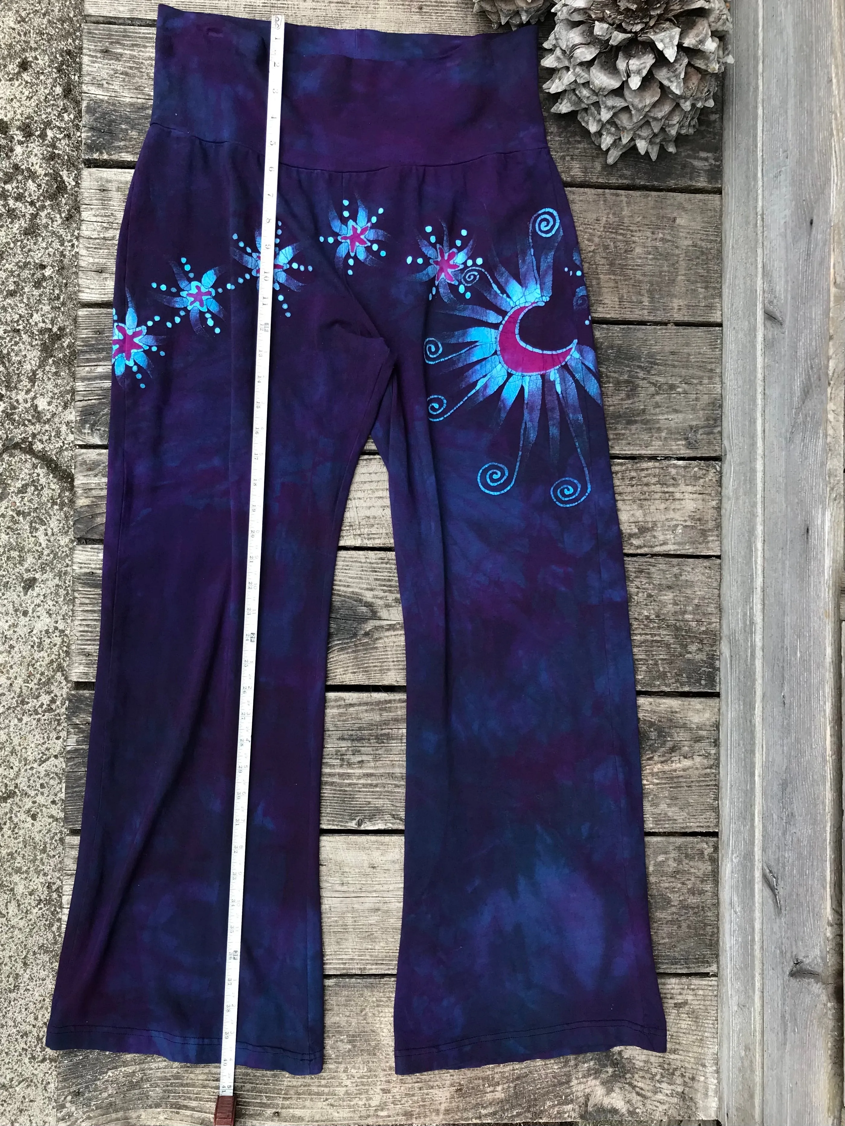 Check Measurements - Midnight Purple and Turquoise Stretchy Lounge Pants Size Large Shorty