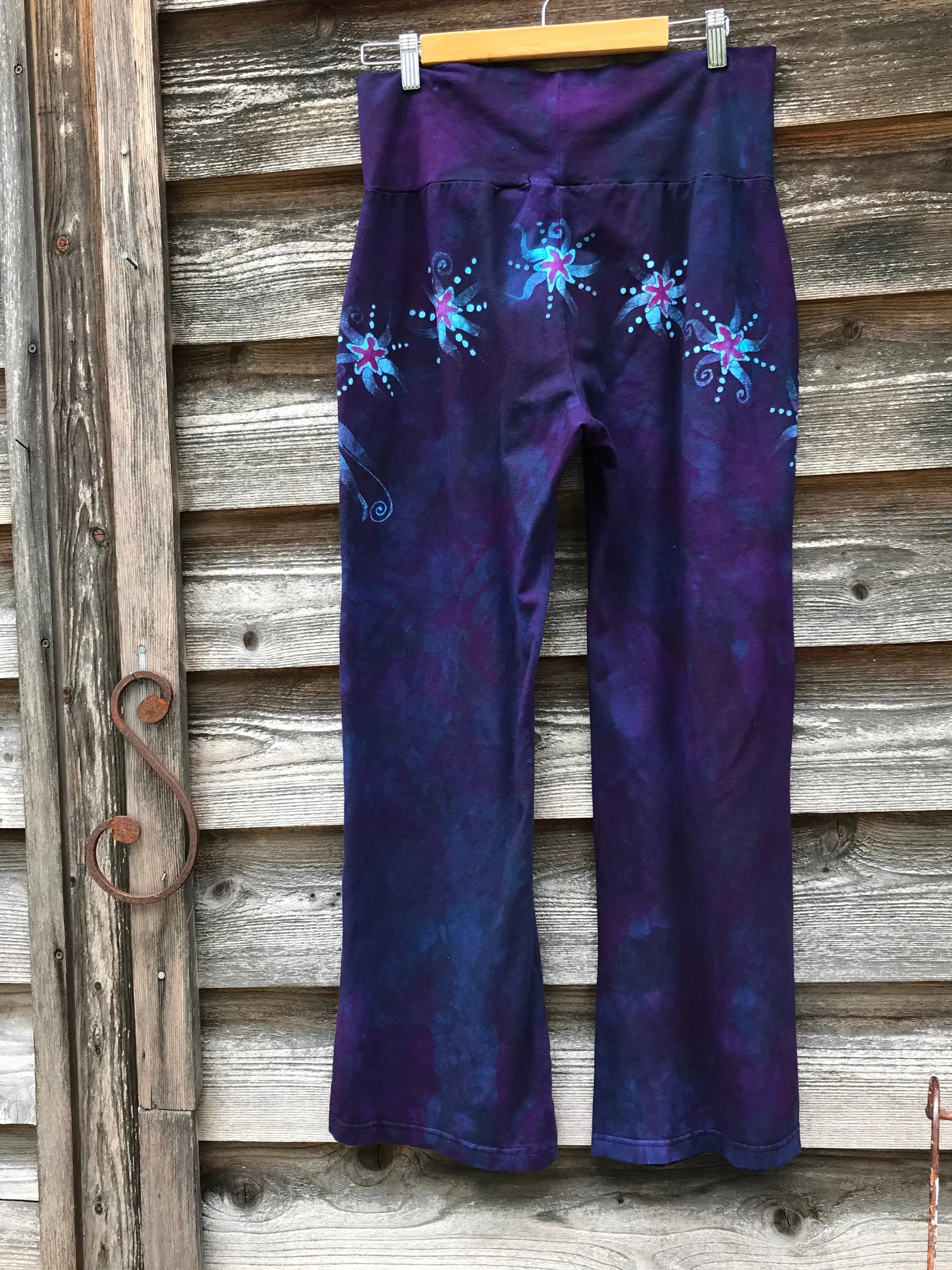 Check Measurements - Midnight Purple and Turquoise Stretchy Lounge Pants Size Large Shorty