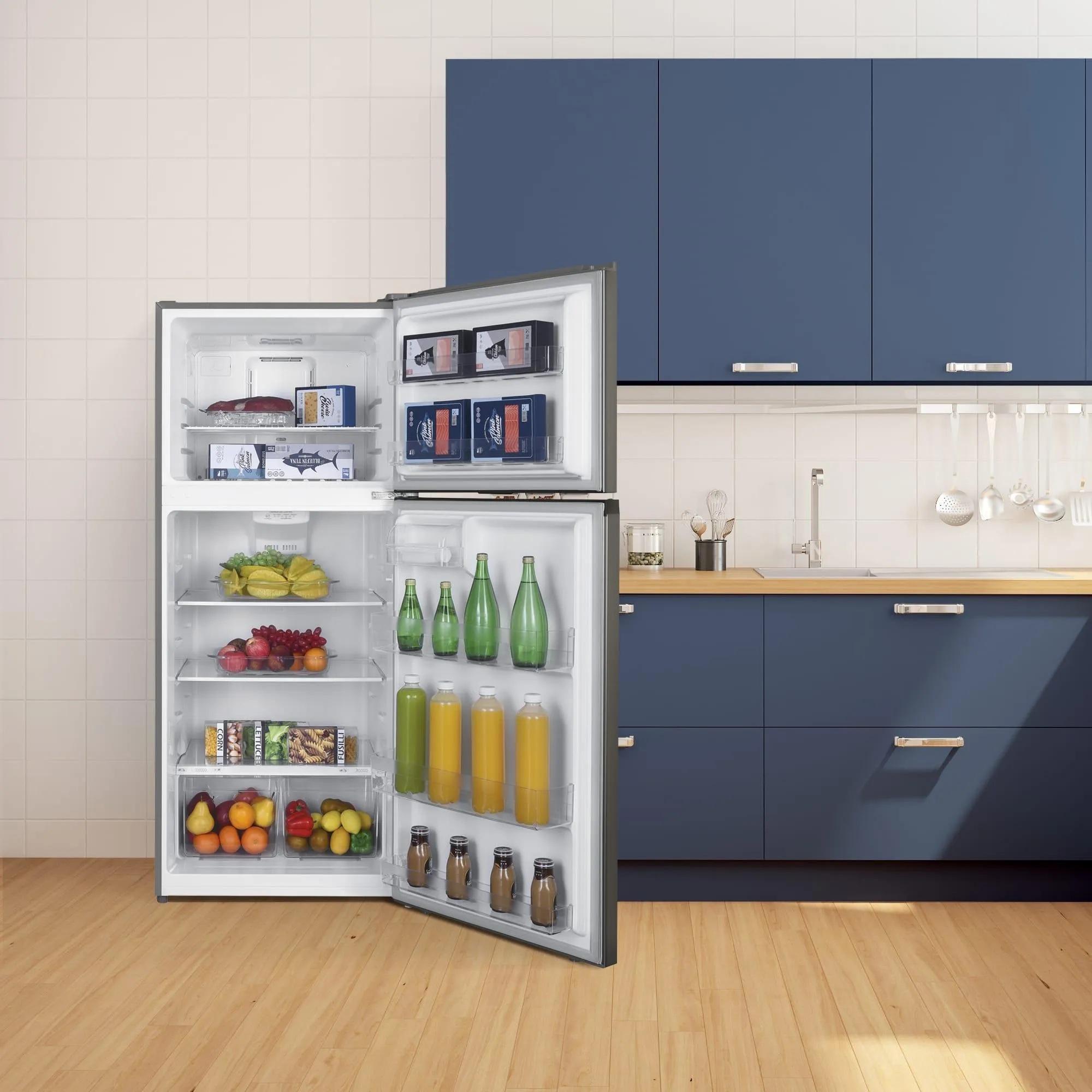 Danby 28-inch, 18 cu. ft. Freestanding Top Freezer Refrigerator DFF176B1SLDB