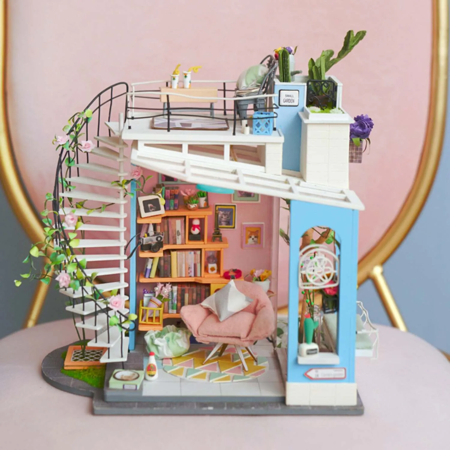 DIY Miniature House: Dora's Loft