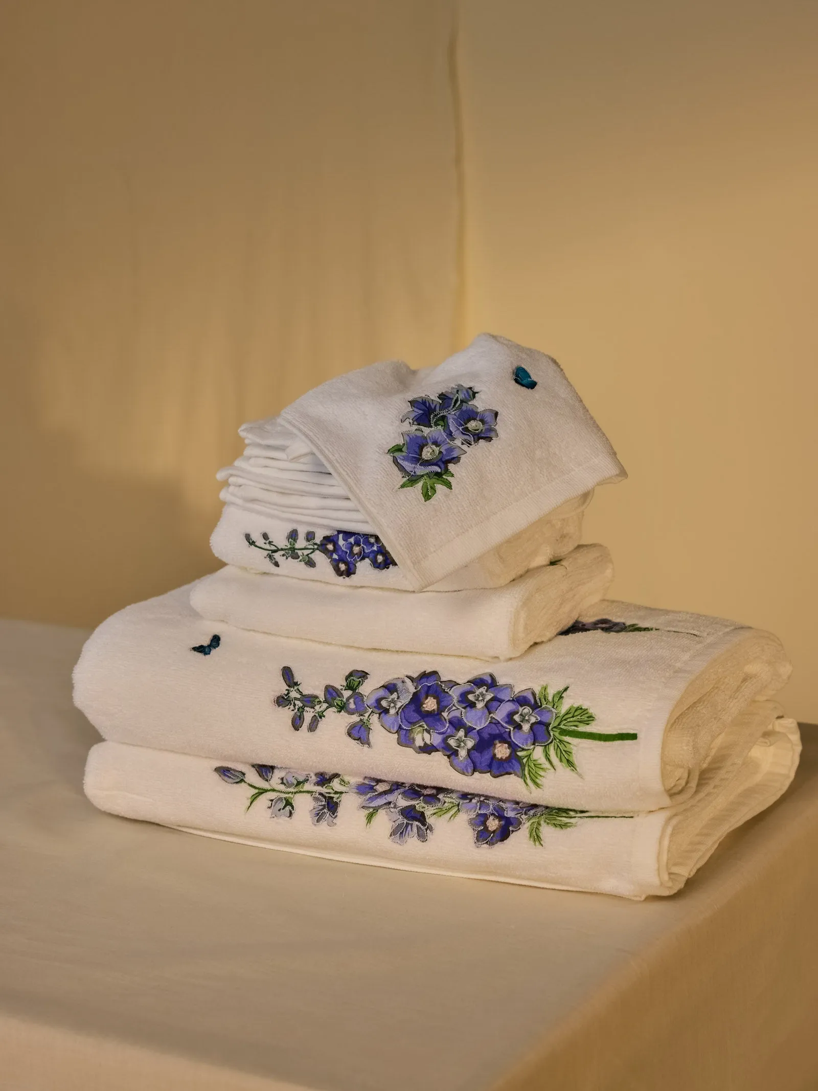 Larkspur Hand Towel (set of 2)