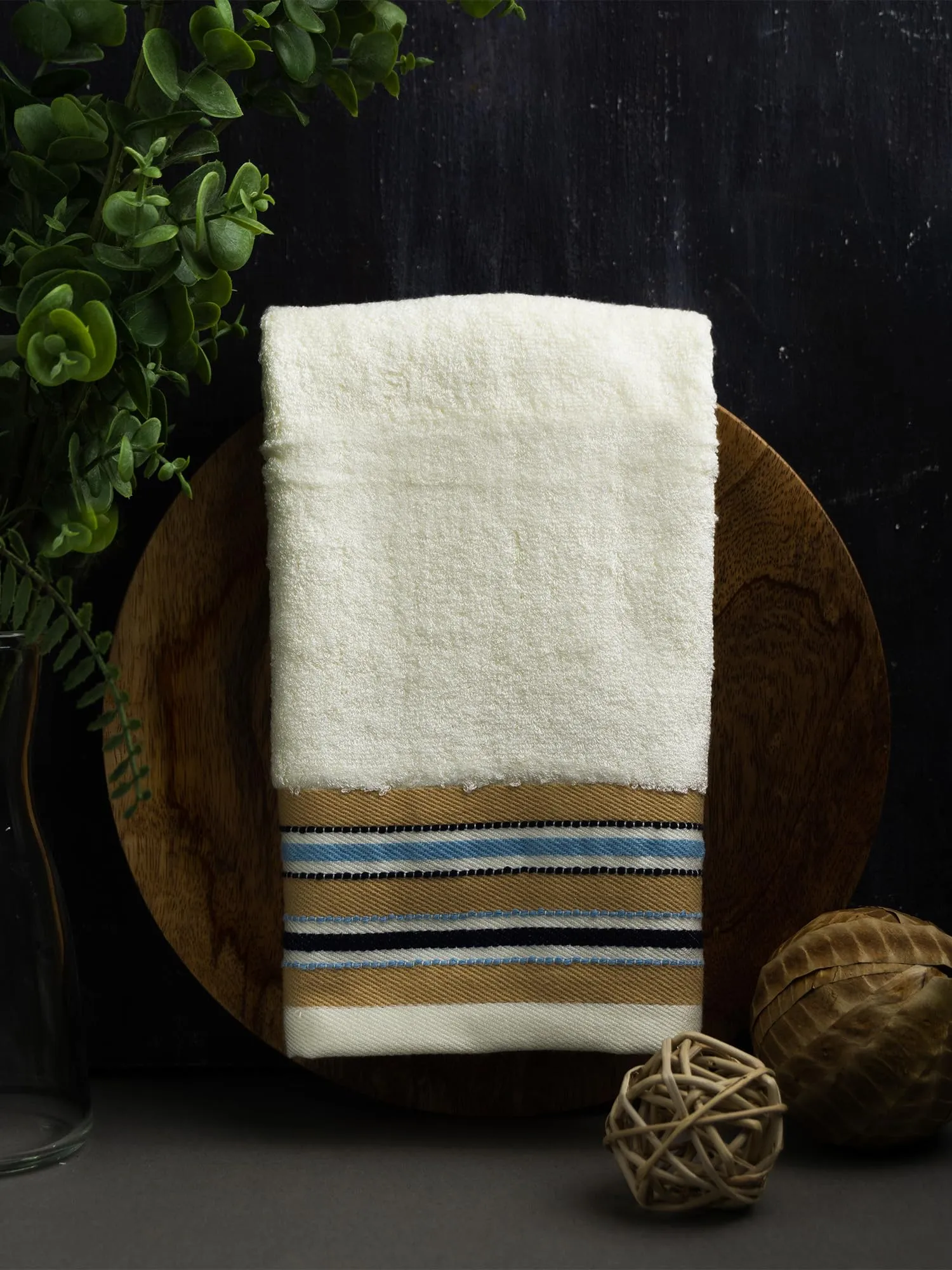 Mush Designer Bamboo Hand Towels |Ultra Soft, Absorbent & Quick Dry Towels for Bath, Spa and Yoga (Pearl White, Hand Towelset of 2),450 GSM